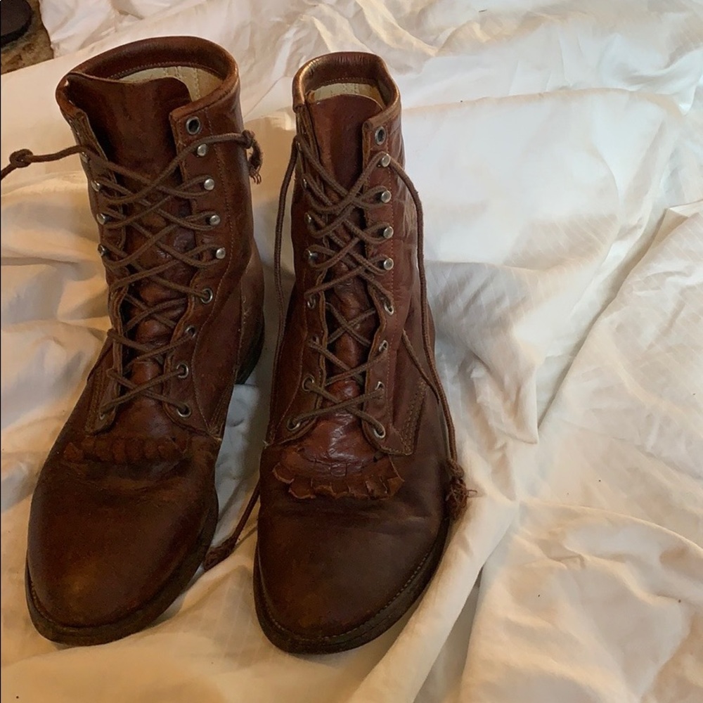 Justin brown lace up boots size 8.5D